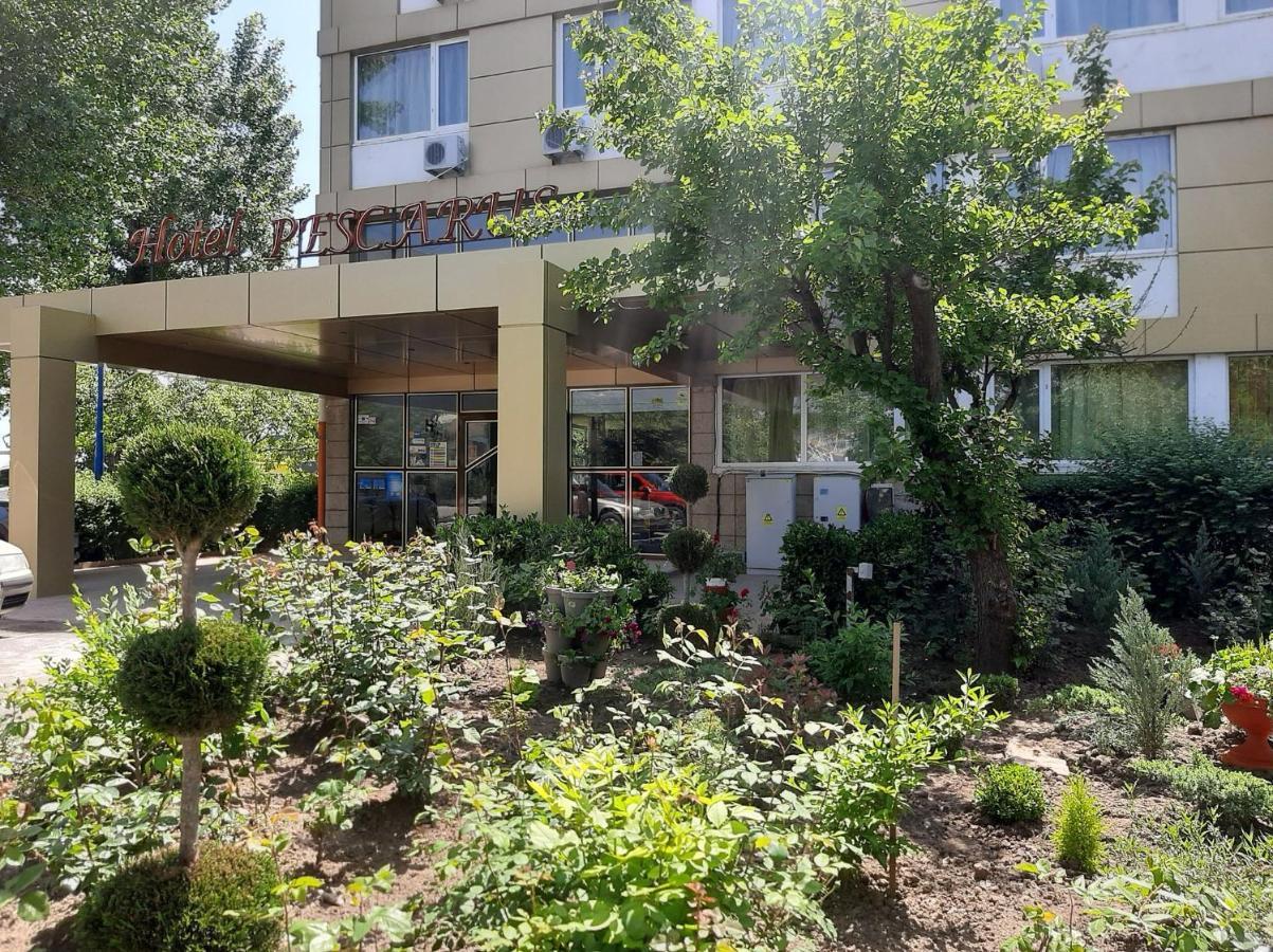Hotel Pescarus Мамая Екстериор снимка