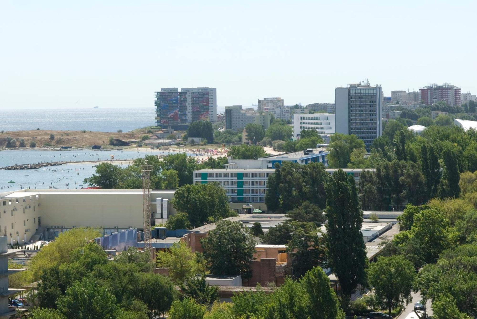 Hotel Pescarus Мамая Екстериор снимка
