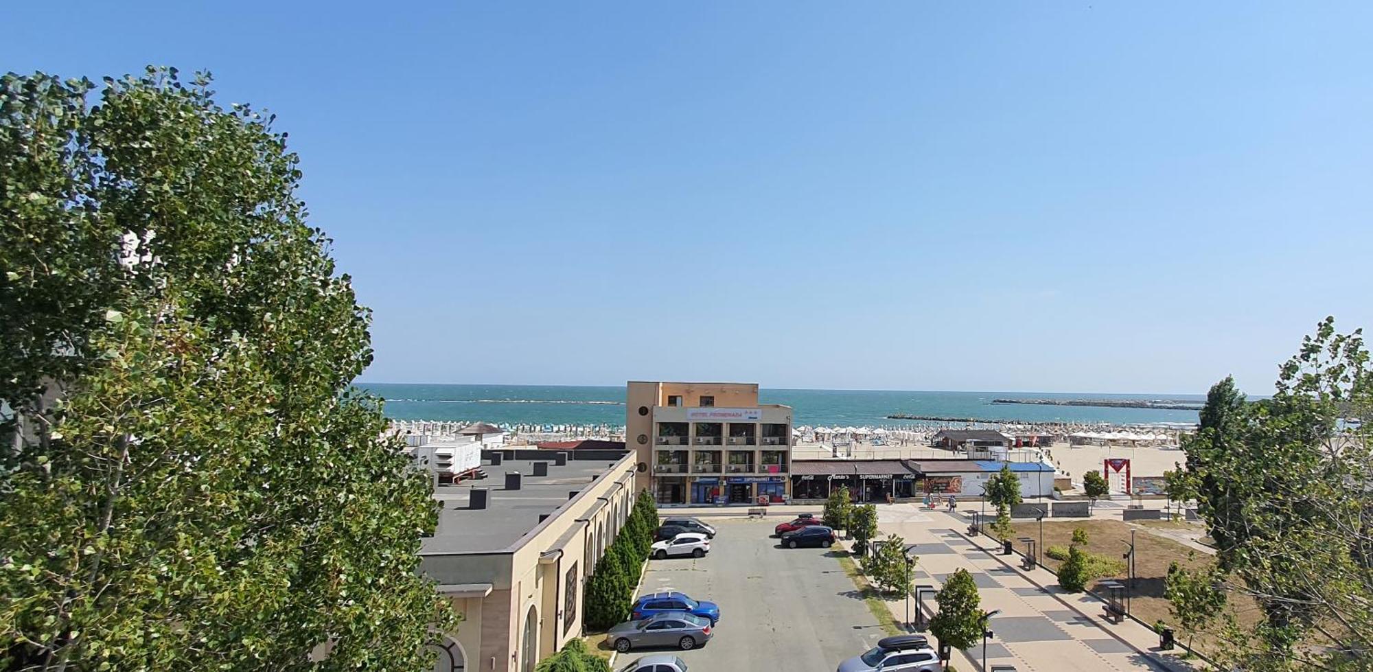Hotel Pescarus Мамая Екстериор снимка