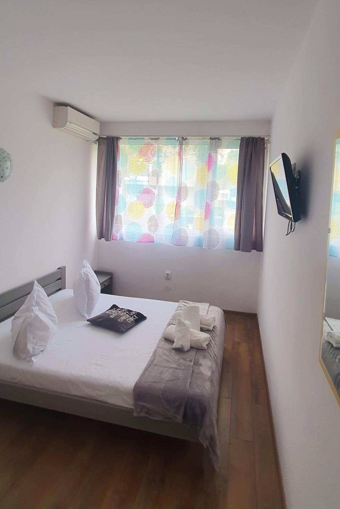Hotel Pescarus Мамая Екстериор снимка